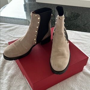 Valentino Garavani Cream and Black Ankle Boots with Suede Upper and Low Heel